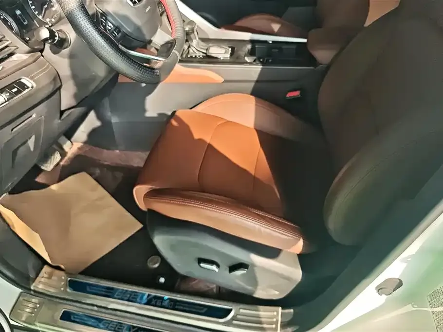 Geely Vision X6 2024 из CN, фото 7
