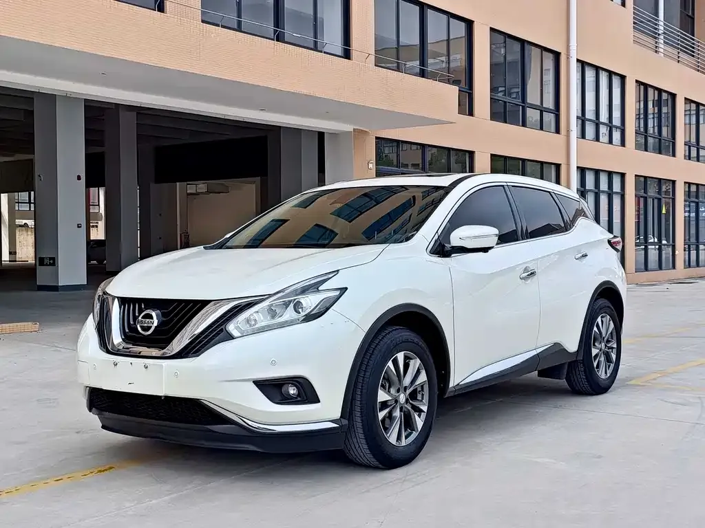Nissan Murano — фото 1