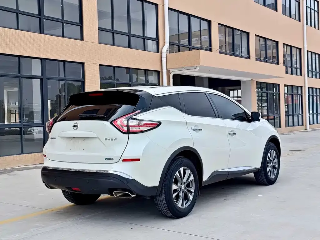 Nissan Murano — фото 4