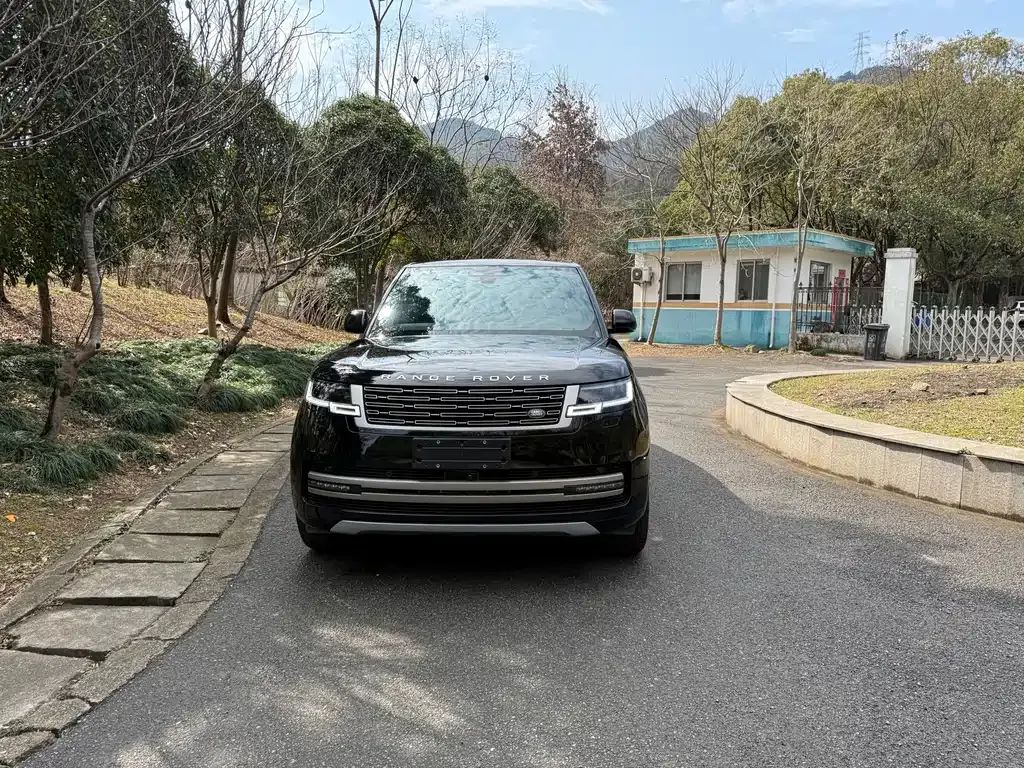 Land Rover Range Rover 2023 из CN, фото 1