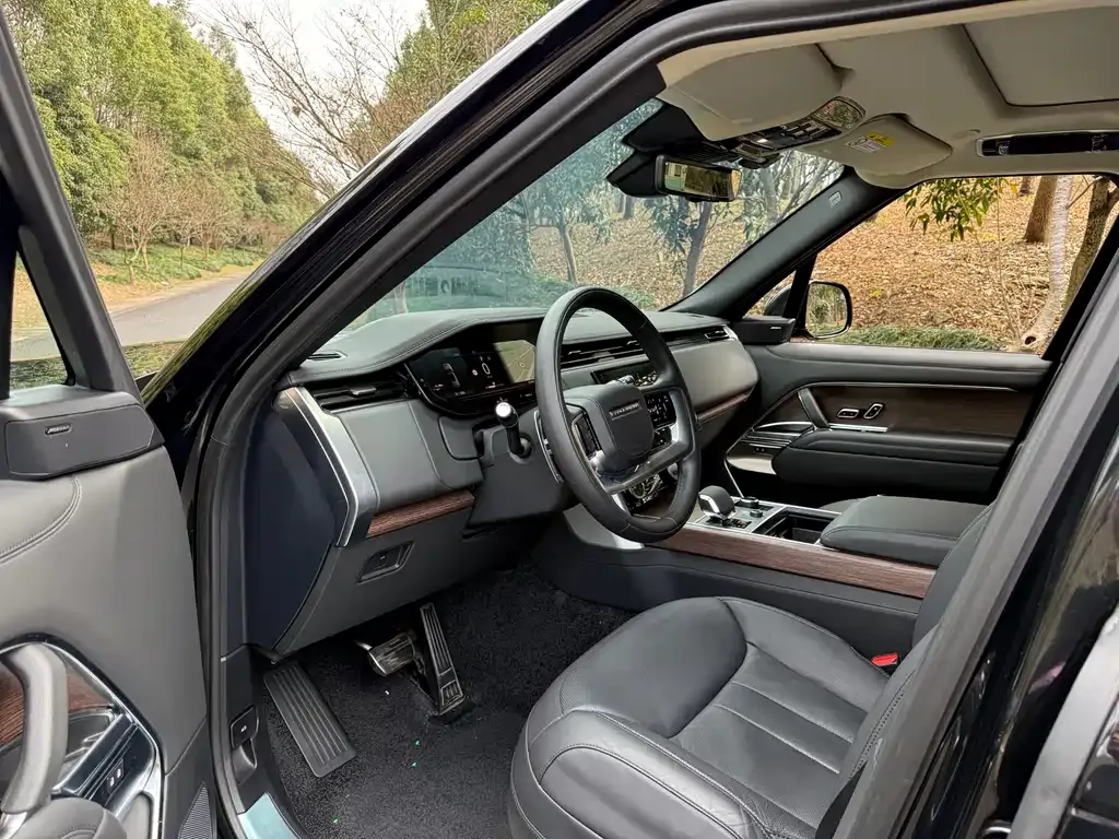 Land Rover Range Rover 2023 из CN, фото 3