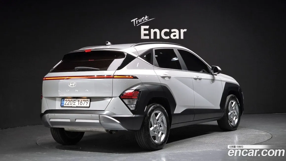 Hyundai Kona — фото 10