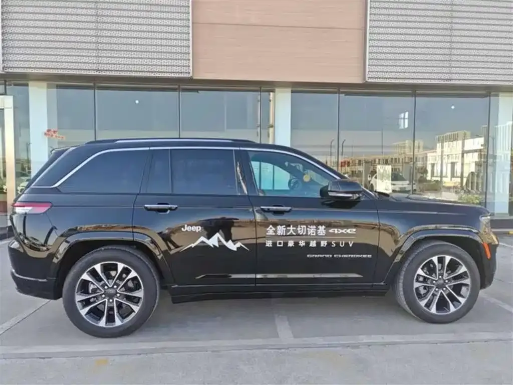 Jeep Grand Cherokee 4xe (Import) 2025 из CN, фото 4