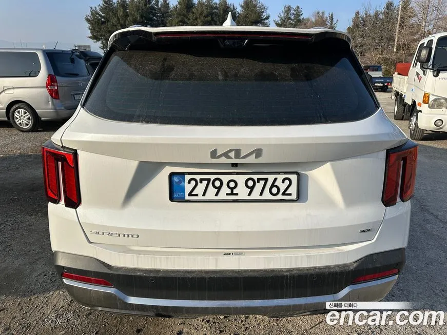 Kia Sorento — фото 4