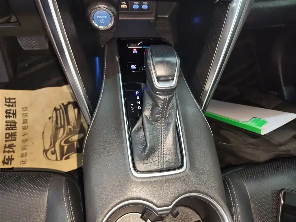 Toyota Harrier 2022 из CN, фото 8