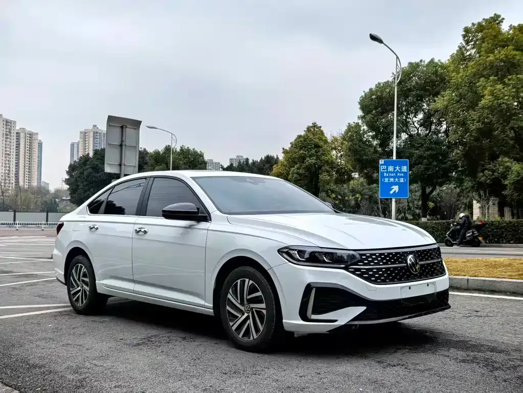 Volkswagen Lavida 2024 из CN, фото 8