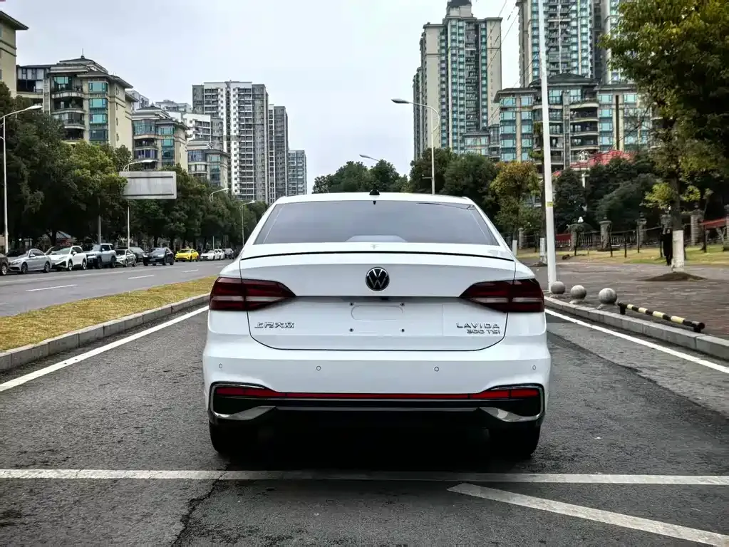 Volkswagen Lavida 2024 из CN, фото 9