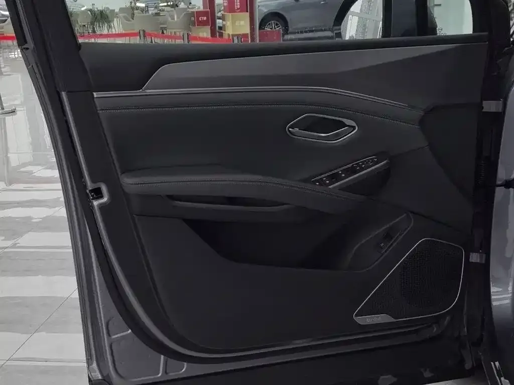 BYD L DM-i 2025 из CN, фото 7