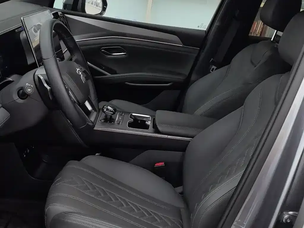 BYD L DM-i 2025 из CN, фото 10