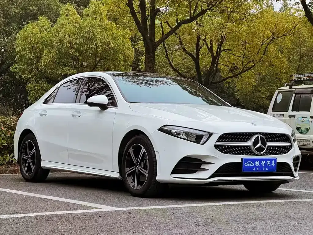 Mercedes-Benz A-Class — фото 7