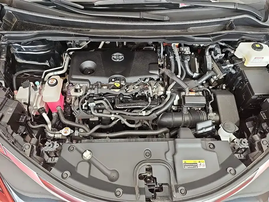 Toyota Granvia 2023 из CN, фото 10
