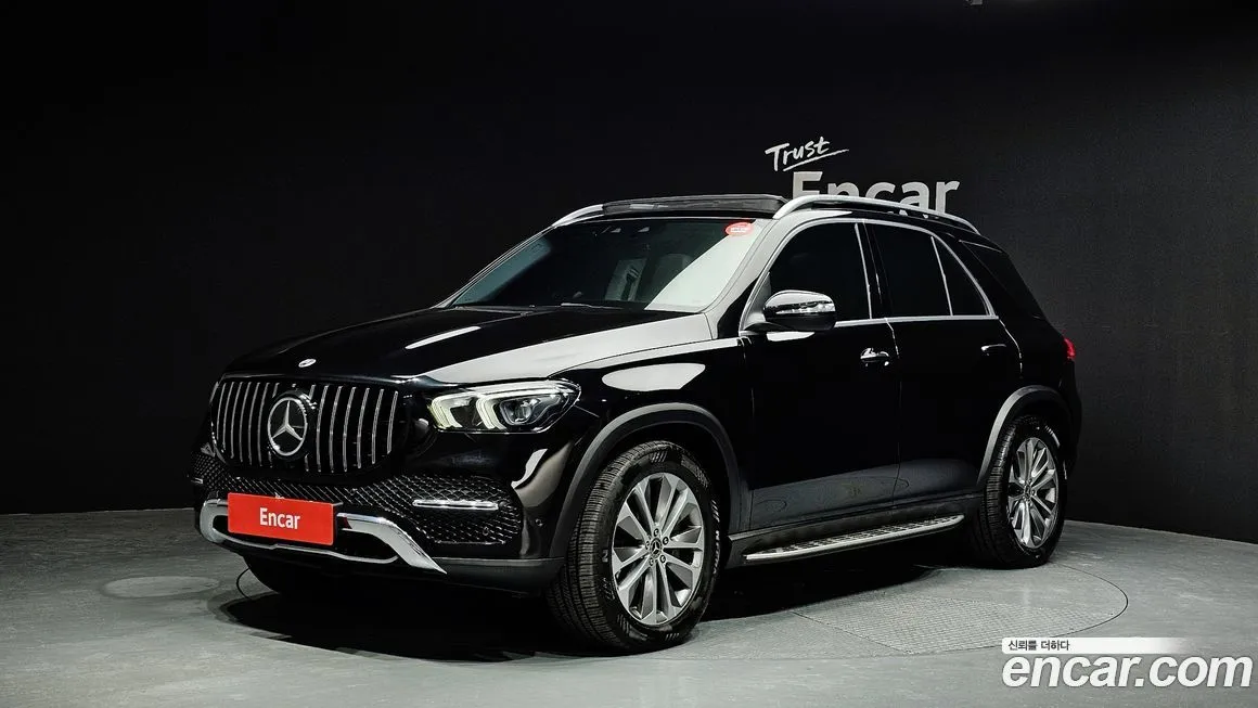 Mercedes-Benz GLE-Class — фото 1