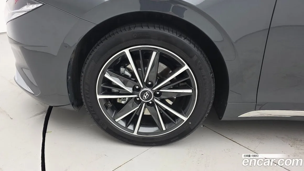 Hyundai Grandeur 2022 из KR, фото 4