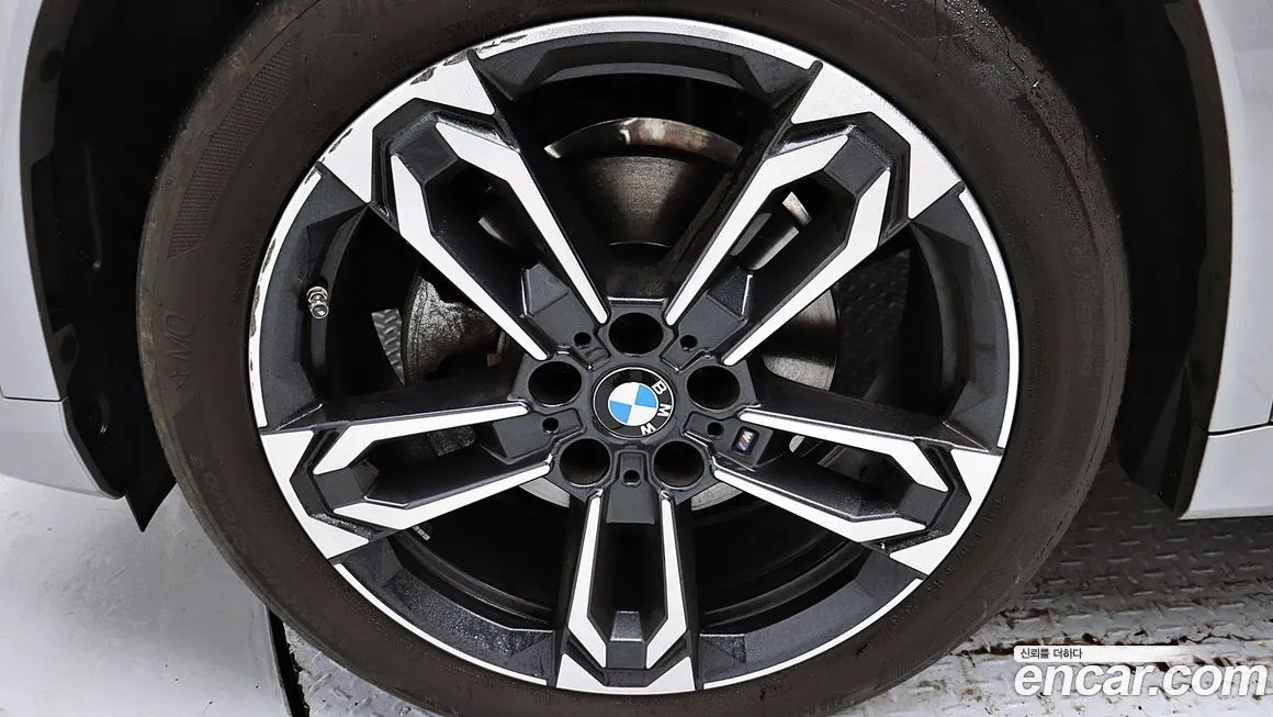 BMW X1 — фото 10