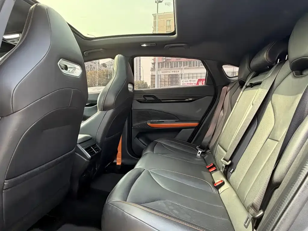Changan UNI-V 2024 из CN, фото 4