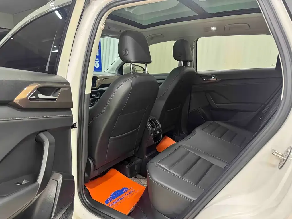 Volkswagen Tharu 2021 из CN, фото 10
