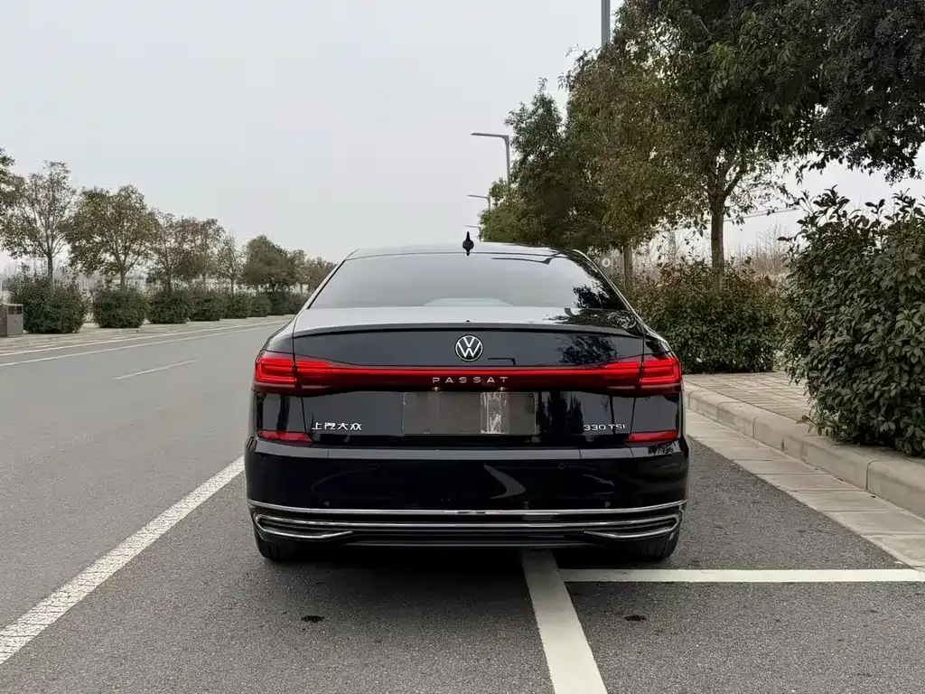 Volkswagen Passat 2022 из CN, фото 3