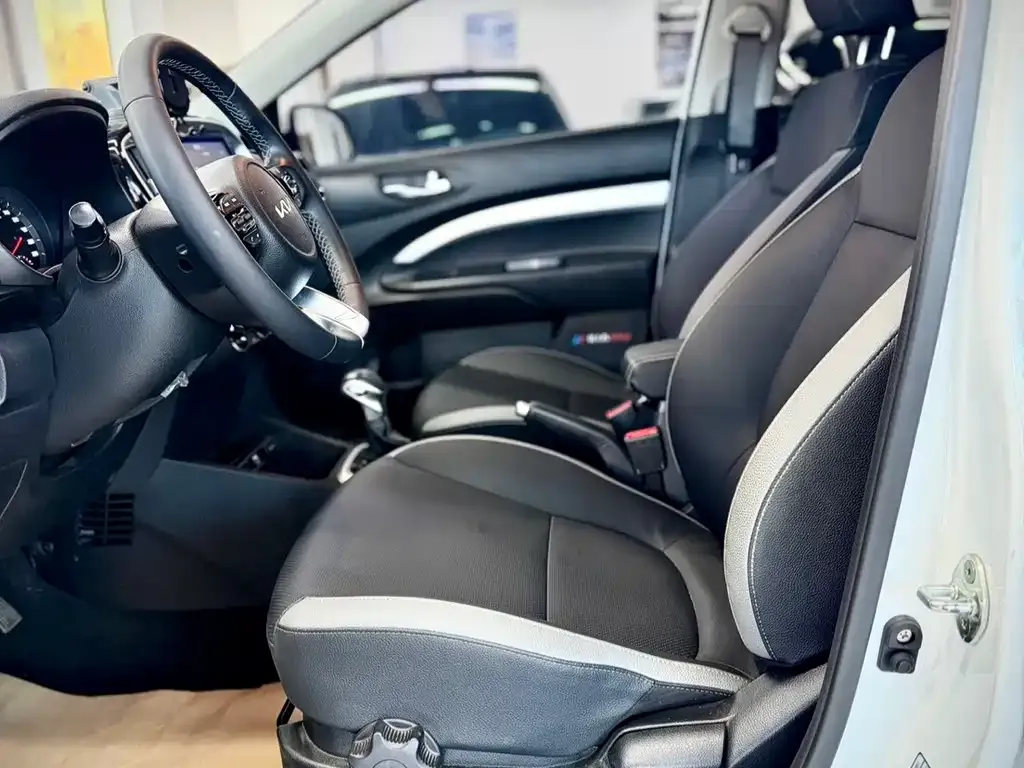 Kia KX1 2021 из CN, фото 4
