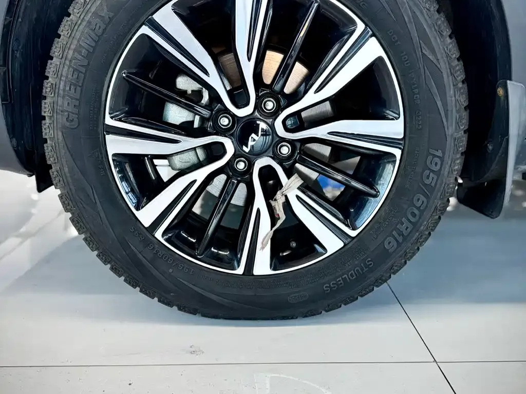 Kia KX1 2021 из CN, фото 10
