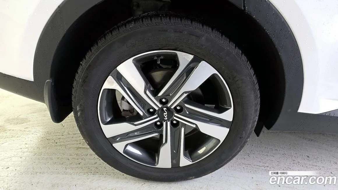 Kia Sorento — фото 7