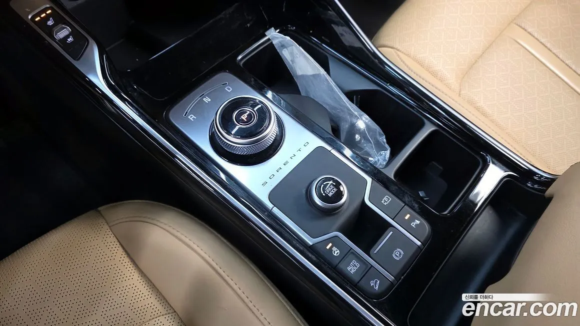 Kia Sorento — фото 9