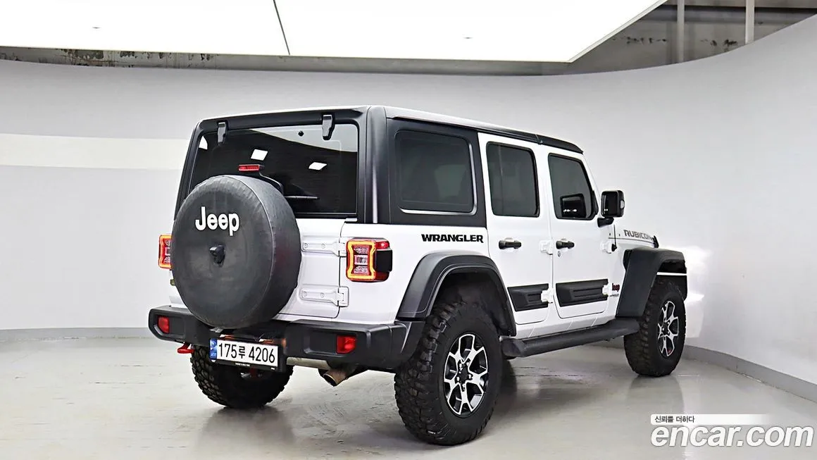 Jeep Wrangler 2022 из KR, фото 2