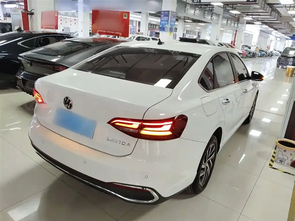 Volkswagen Lavida 2024 из CN, фото 8
