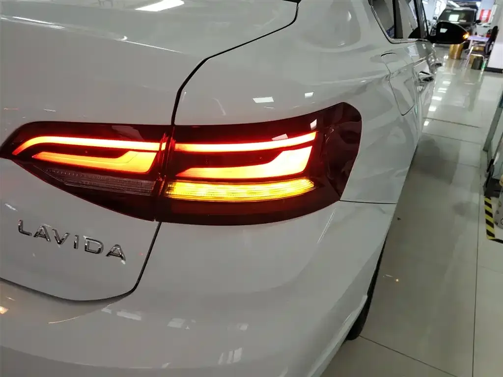 Volkswagen Lavida 2024 из CN, фото 4