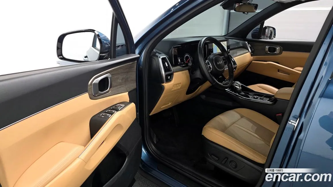 Kia Sorento — фото 10
