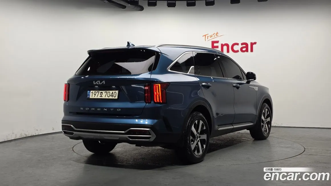 Kia Sorento — фото 4