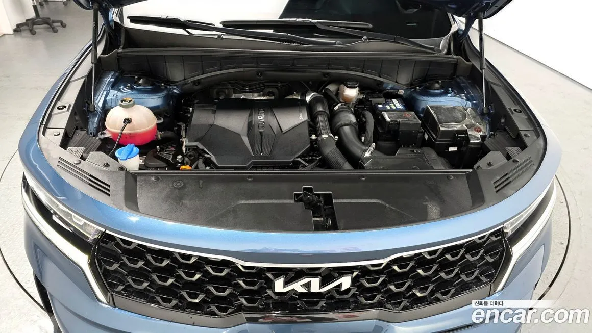 Kia Sorento — фото 8