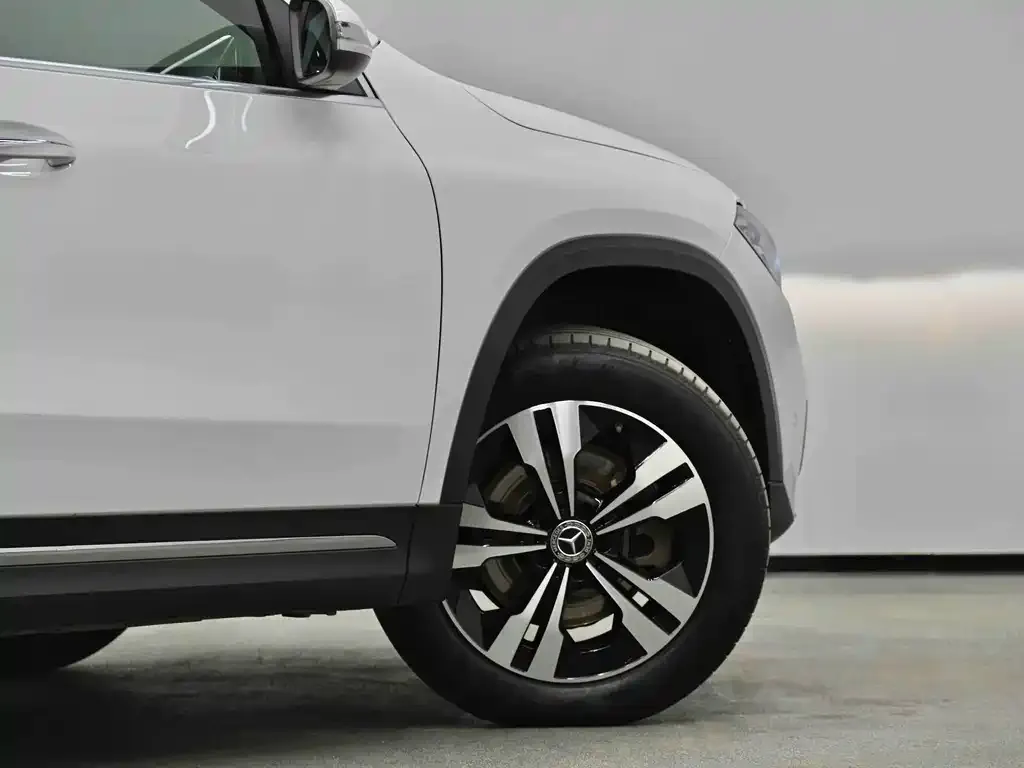 Mercedes-Benz GLA 2023 из CN, фото 3