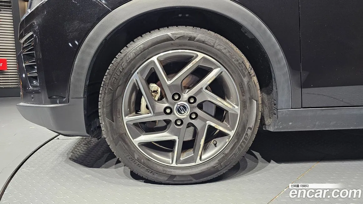 KG Mobility (Ssangyong) TIBOLI — фото 3