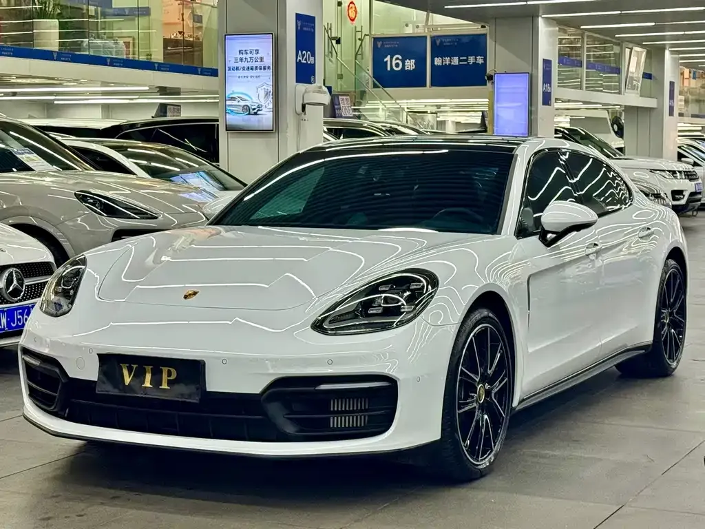 Porsche Panamera 2023 из CN, фото 1
