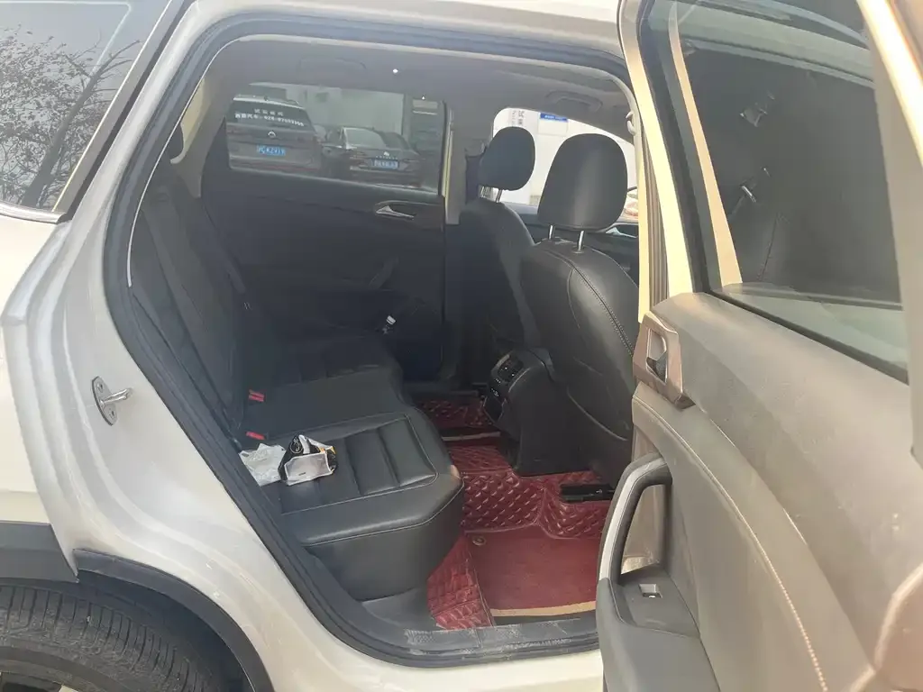 Volkswagen Tharu 2023 из CN, фото 5
