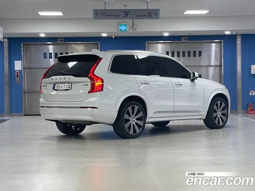 Volvo XC90 — фото 2