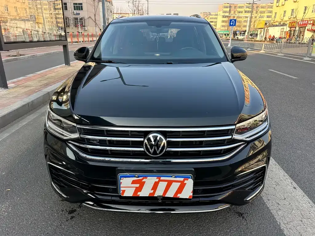 Volkswagen Tiguan L 2022 из CN, фото 2