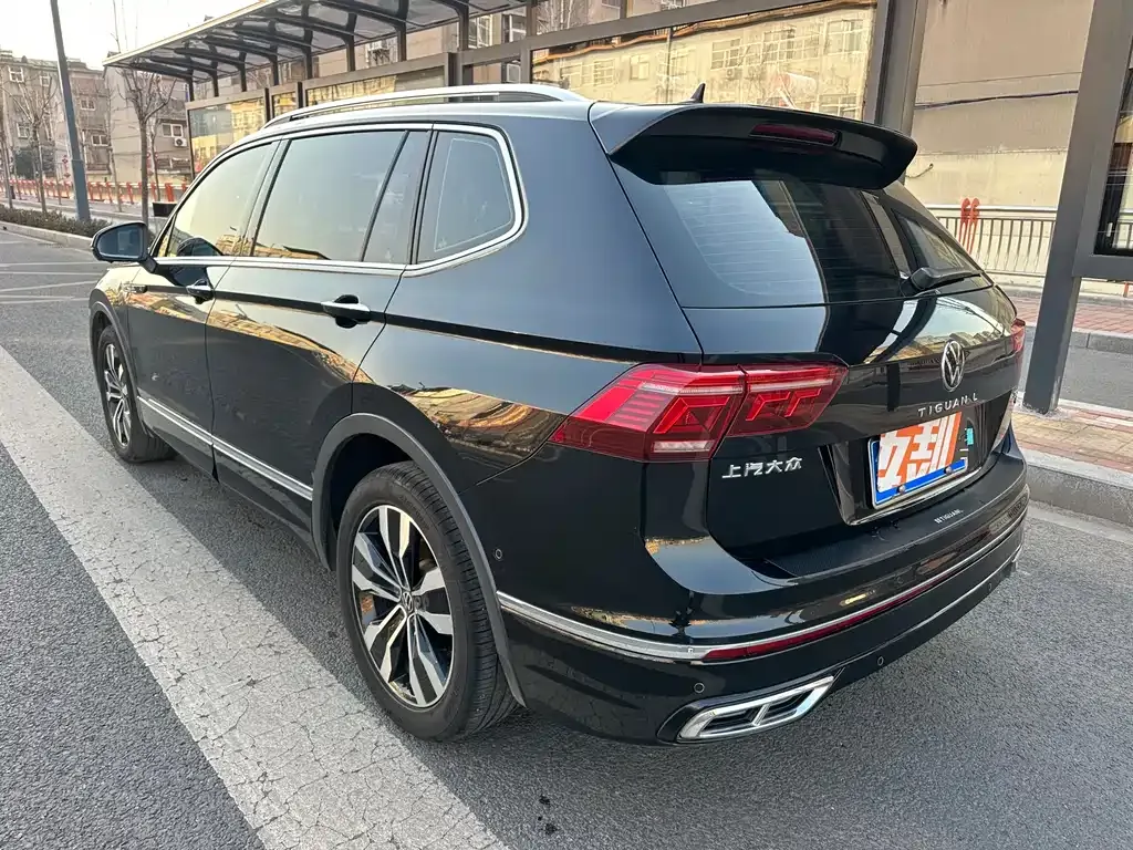 Volkswagen Tiguan L 2022 из CN, фото 4