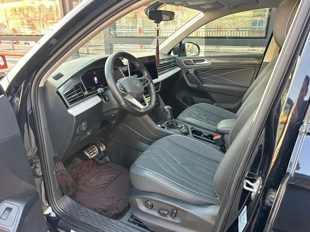 Volkswagen Tiguan L 2022 из CN, фото 7