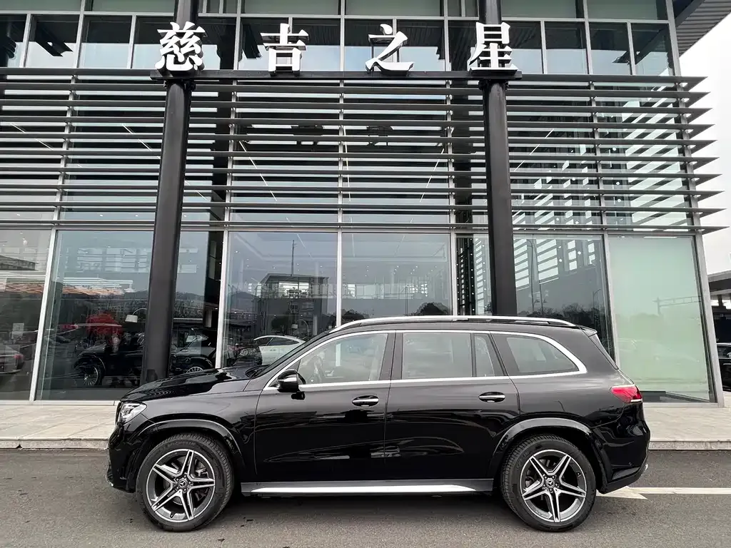 Mercedes-Benz GLS — фото 8