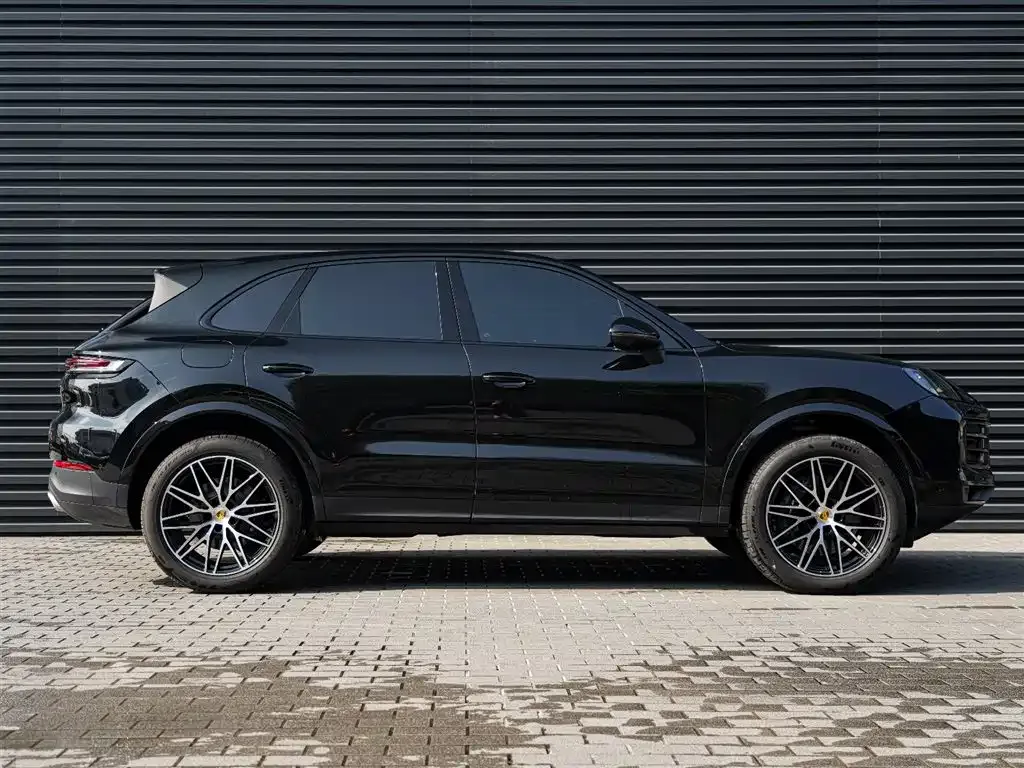 Porsche Cayenne — фото 9