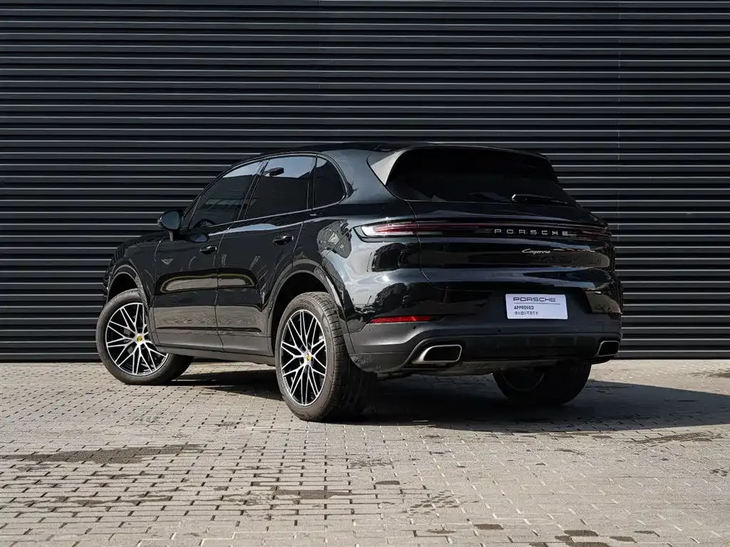 Porsche Cayenne — фото 7