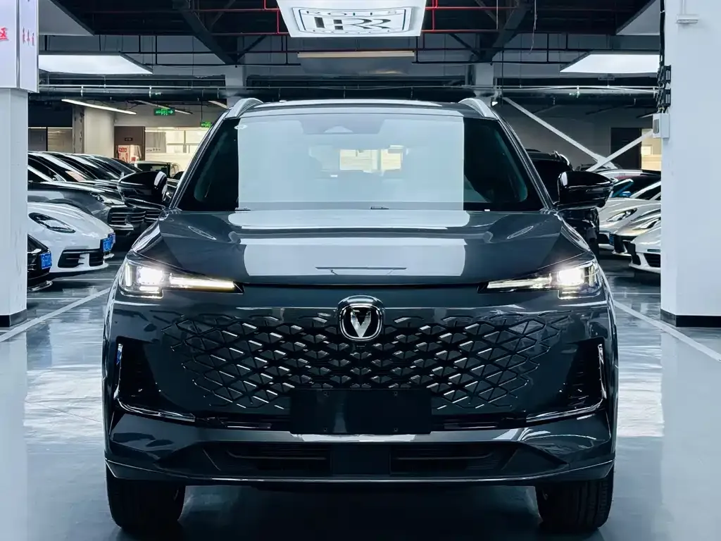 Changan CS55PLUS PHEV 2026 из CN, фото 8