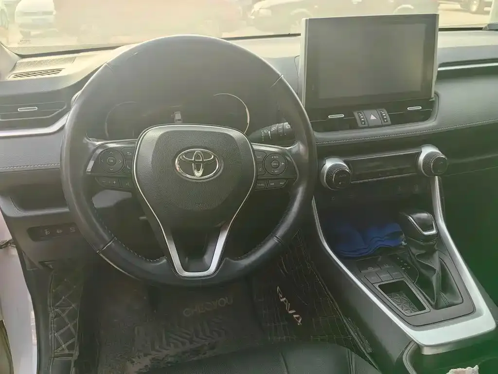 Toyota RAV4 2022 из CN, фото 4