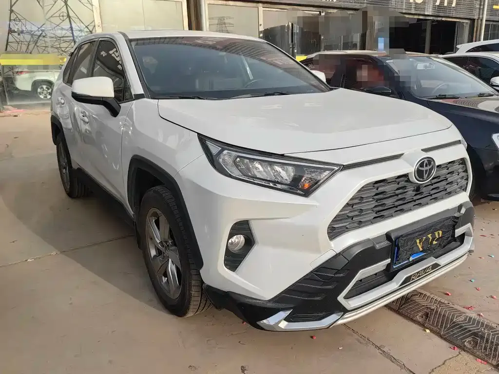 Toyota RAV4 2022 из CN, фото 6