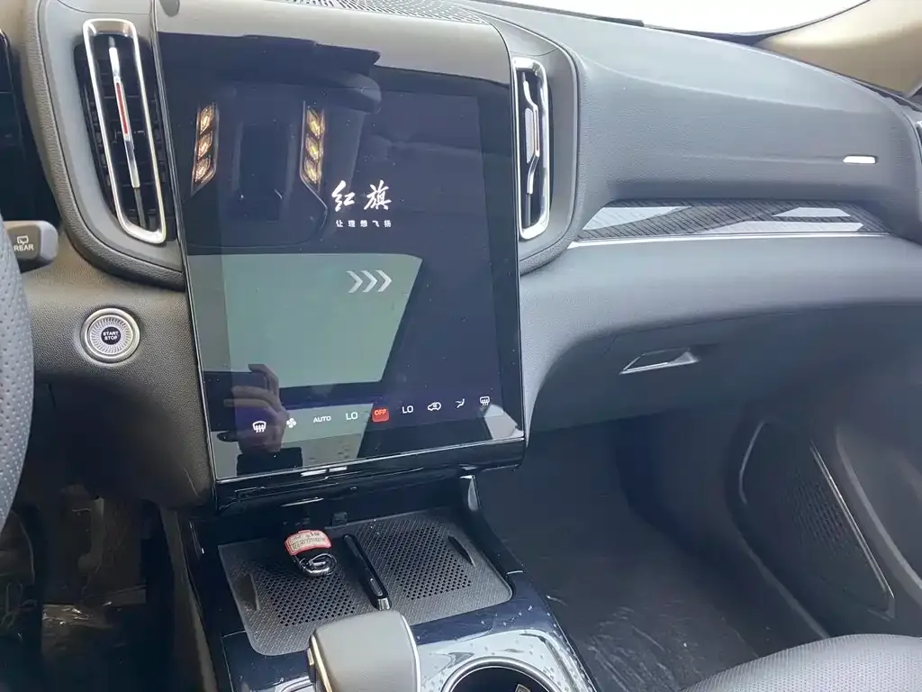 Hongqi HS3 PHEV 2026 из CN, фото 4