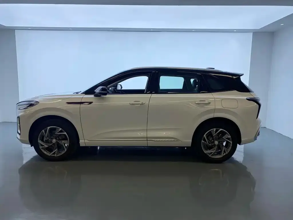 Hongqi HS3 PHEV 2026 из CN, фото 2