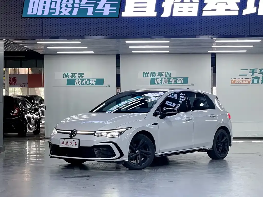 Volkswagen Golf 2022 из CN, фото 1