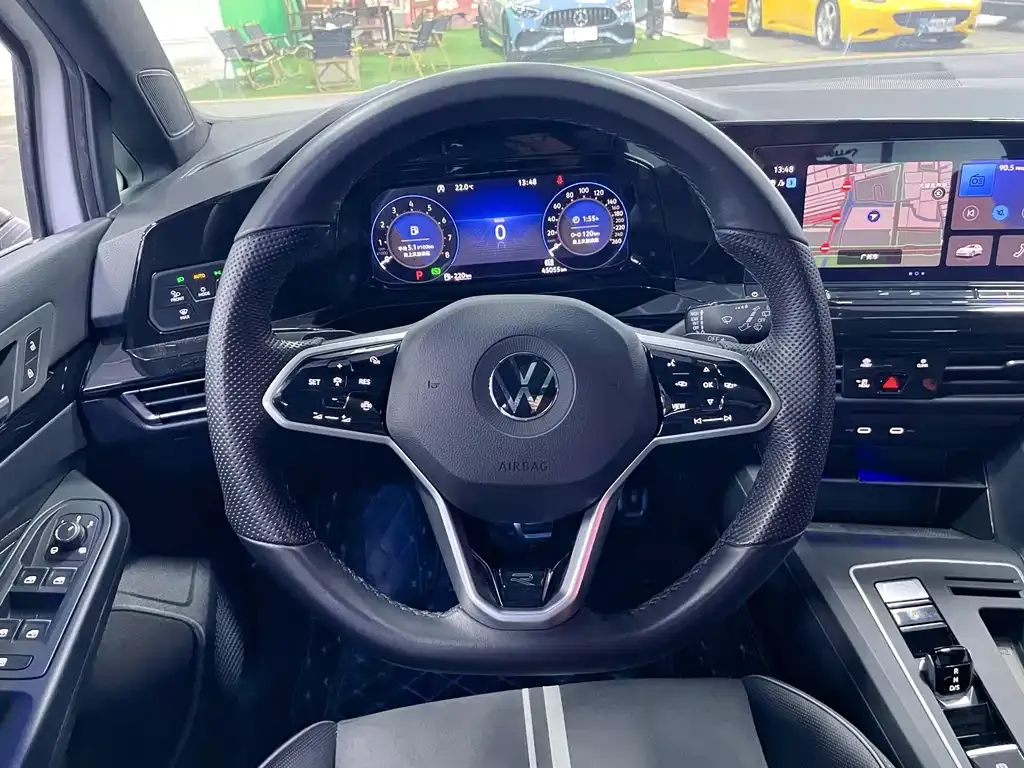 Volkswagen Golf 2022 из CN, фото 10
