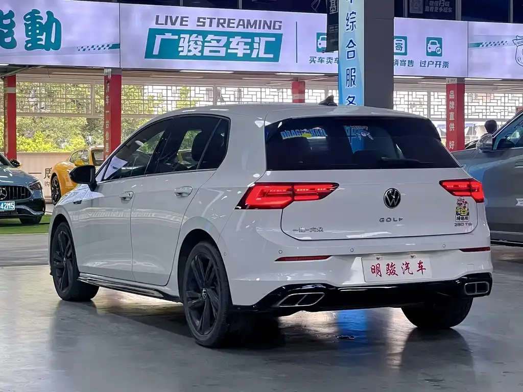 Volkswagen Golf 2022 из CN, фото 9